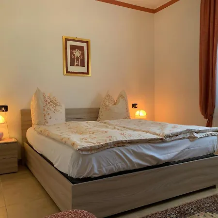Haus Romagnoli 4*
