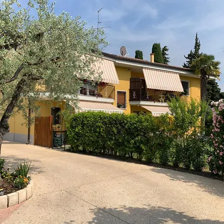 Haus Romagnoli 3* Lazise