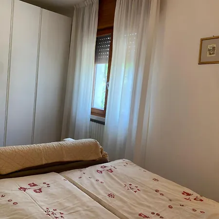 Ξενοδοχείο με διαμερίσματα Haus Romagnoli Λατζίζε