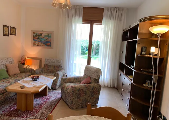 Haus Romagnoli 3* Lazise