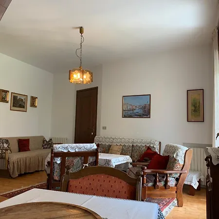 Haus Romagnoli Lägenhetshotell Lazise